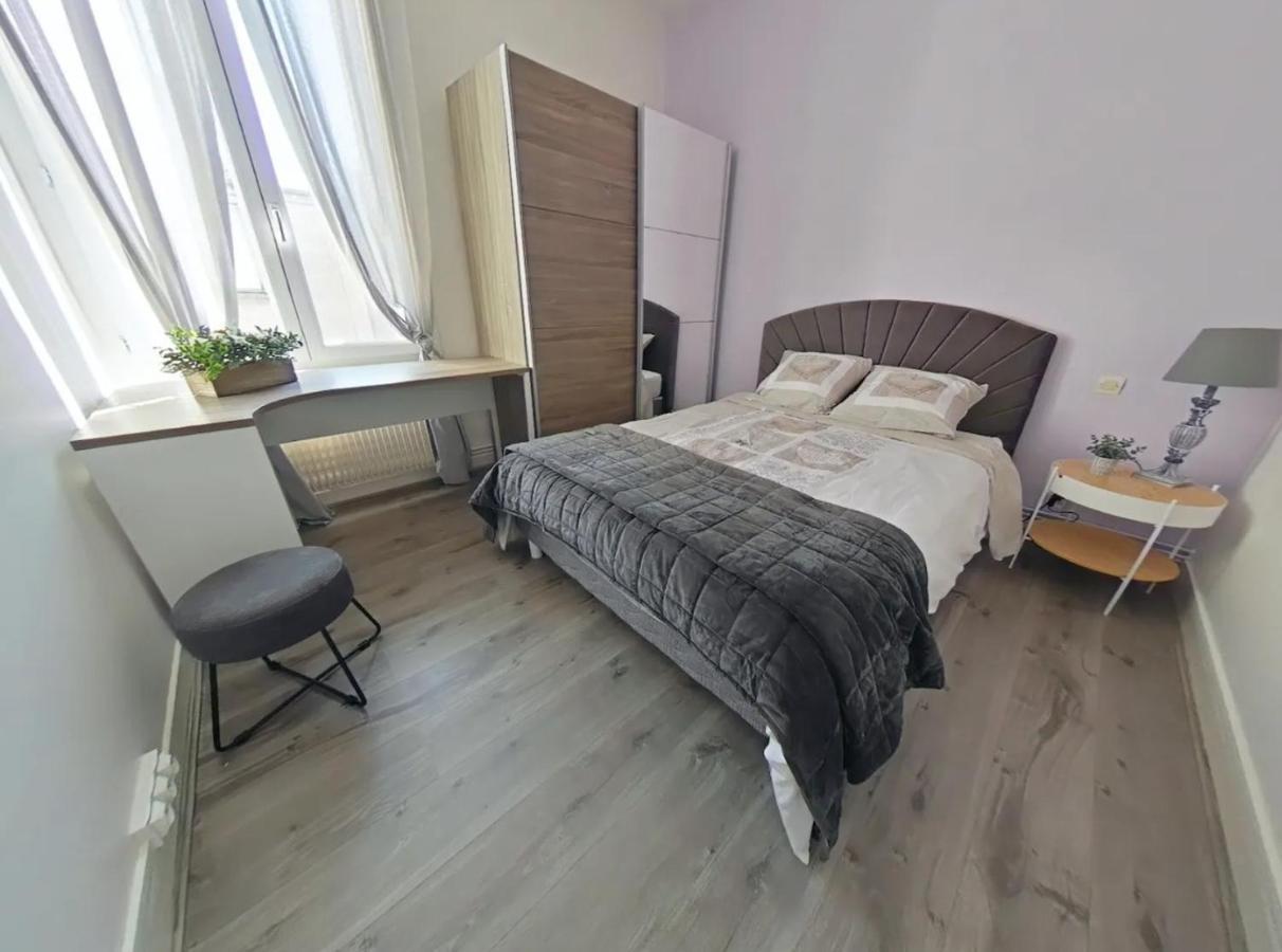 Logement Place D'Erlon Hypercentre Avec Balcon Apartment Reims Ngoại thất bức ảnh